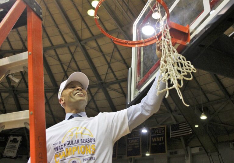 Byron Rimm How A 6-5 Regular Season Set The Tone For Prairie View A&M’s Byron Smith