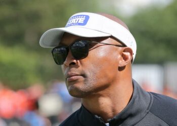 Tennessee State coach Eddie George named to NFLPA Collegiate Bowl staff 8 ‘Not an overnight fix:’ Eddie George placing Tennessee State’s slow start in perspective