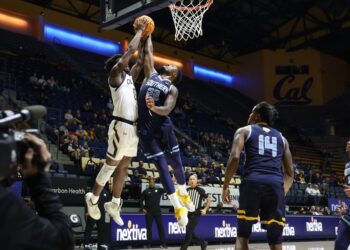 Southern beats Cal in wire-to-wire road win