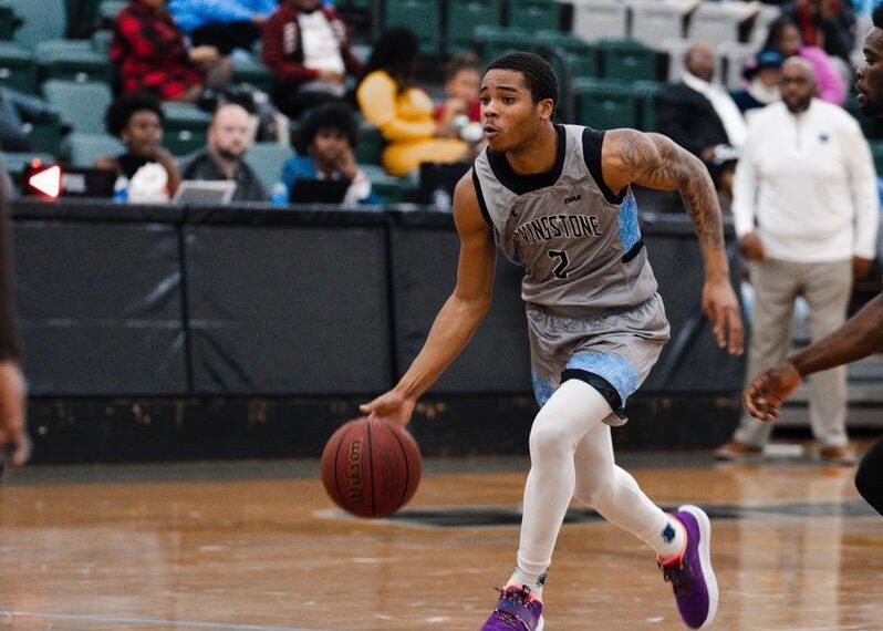 Livingstone basketball