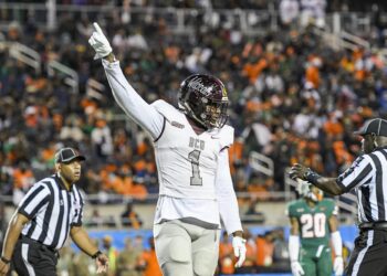 Bethune-Cookman tight end Kemari Averett declares for NFL draft