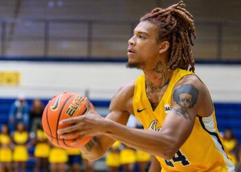 Watch: NC A&T wins first CAA game on buzzer-beater