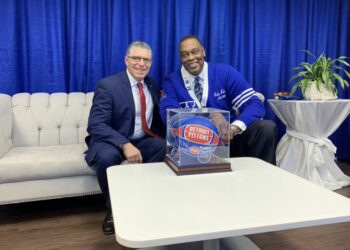‘I did something here:’ Rick Mahorn, NBA champion, has jersey retired by Hampton