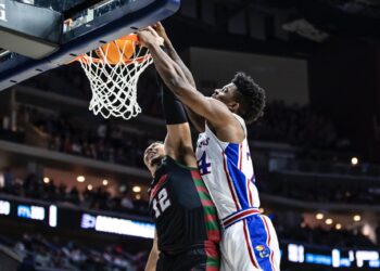 Gutsy effort by Howard not enough against No. 1 seed Kansas