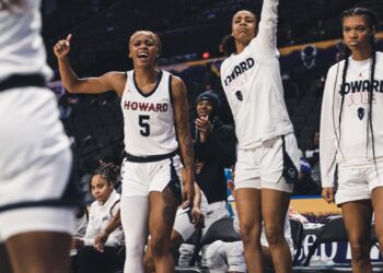 Watch: Howard reaches third straight MEAC title tilt after game-winning 3-point play