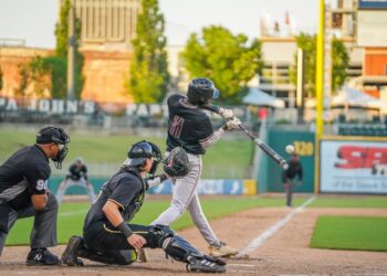 Watch:Texas Southern comeback against Power 5 school falls short after near-miss HR