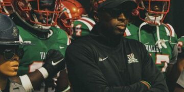 Former MVSU head coach Kendrick Wade joins SIAC coaching staff 3 Kendrick Wade, returning to the SIAC as wide receivers coach at FVSU