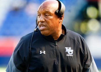 Robert Prunty no longer head coach at Hampton