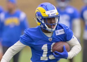Xavier Smith signs contract extension with Los Angeles Rams