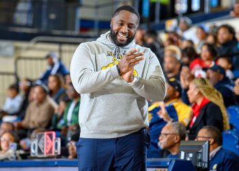 North Carolina A&T extends Tarrell Robinson contract