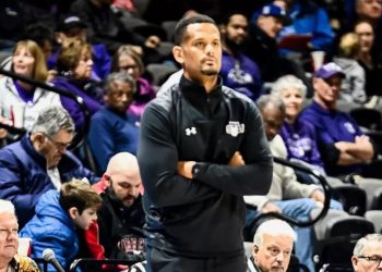 Florida A&M board of trustees recommend short contract for new basketball coach