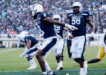 Jackson State bullies Southern in Boombox Classic amid injury to starting quarterback