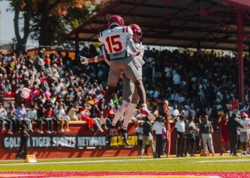 A Division II rivalry featured the highest HBCU football attendance of the weekend