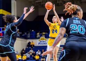 North Carolina A&T rise to top of CAA crashes in conference tournament