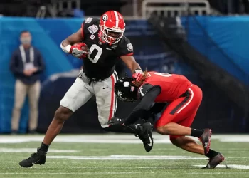 CFP national champion tight end transfers to Division II HBCU