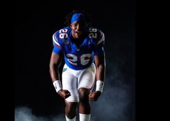 Florida A&M gets commitment from Florida Gators quarterback