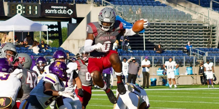Curtis Allen, reigning Deacon Jones trophy winner, receives NFL minicamp invites 2 Curtis Allen Virginia Union HBCU Black College Football