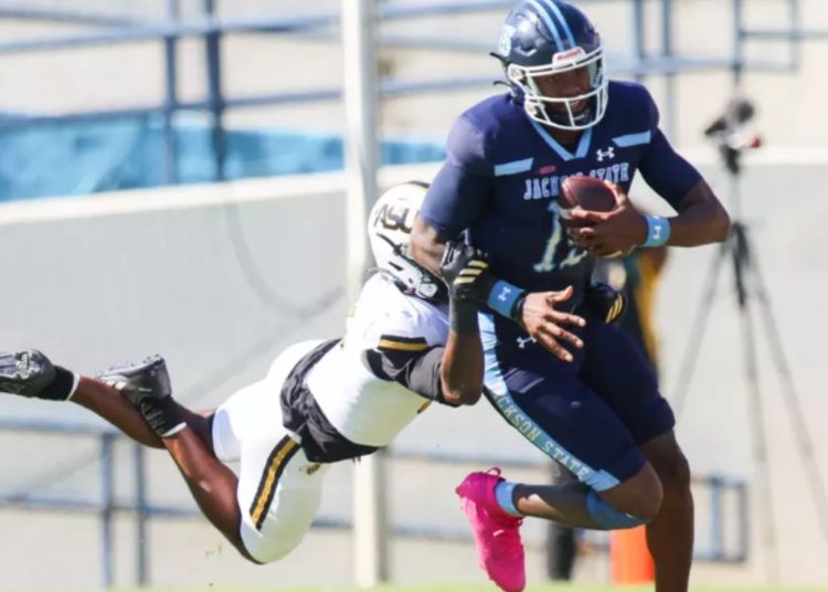 Black Orange Modern Boxing Match YouTube Intro 5