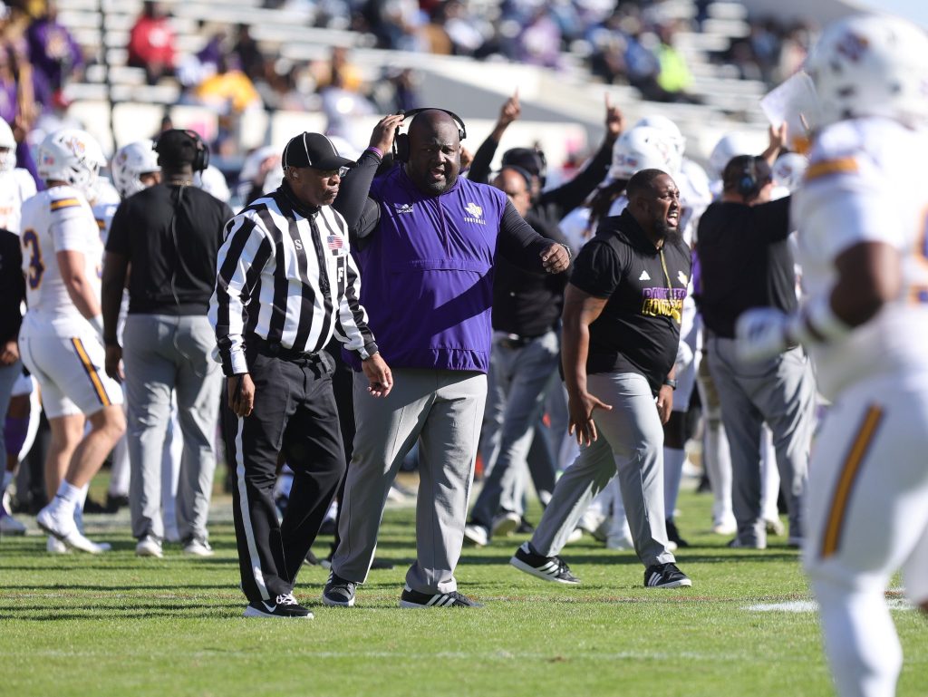 'Out the mud': HBCU coaches carry similar experiences to Celebration Bowl stage 3 PVSWACCG