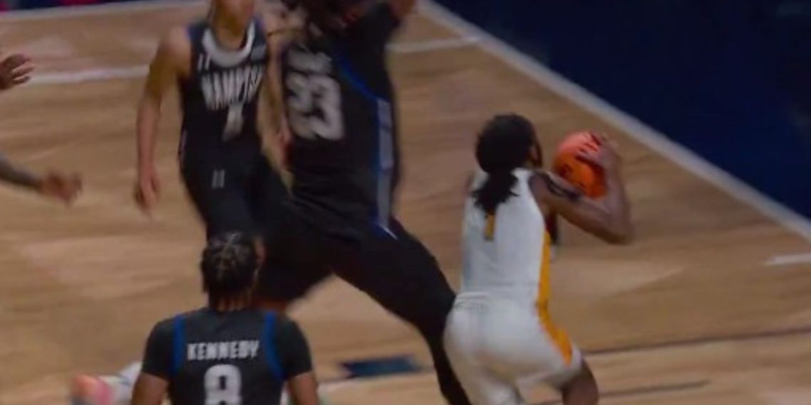 Trent Middleton Jr. gets game-winning and-1 in NBA HBCU Classic 1 Photo: NBA/Twitter