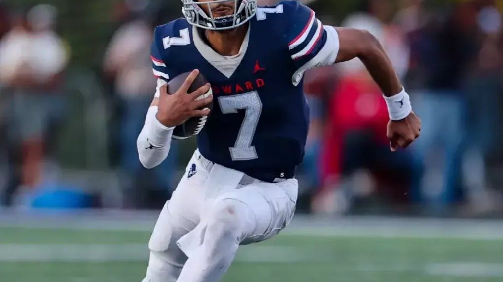 Howard’s QB1 battle: Who gets the call in MEAC/SWAC Challenge? 1 Photo: Hampton Athletics