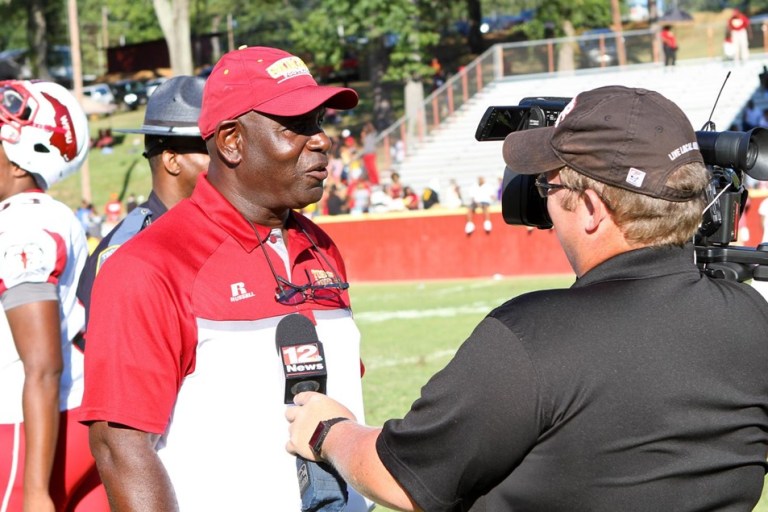 Job security ratings of SIAC football coaches entering 2018 season (with gifs)