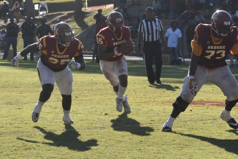 Tuskegee wins SIAC West Division title with 50-20 win over Miles College