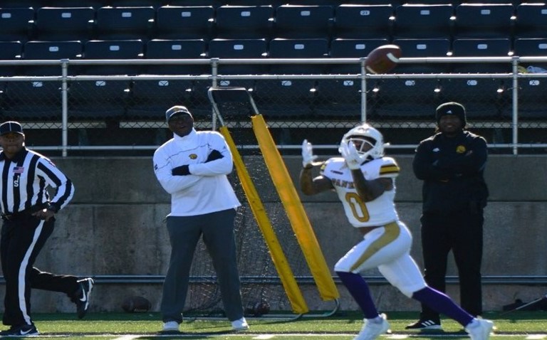 Prairie View A&M wide receiver Jailon Howard heads to SWAC West rival