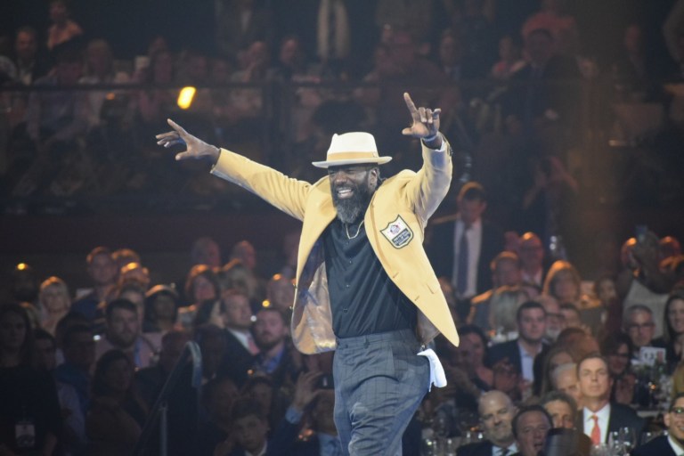 Bethune-Cookman hired Ed Reed as head coach. Here is how the sports world reacted