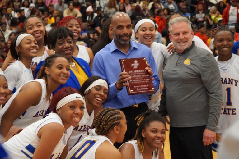 Albany State names women’s basketball coach Robert Skinner interim athletic director