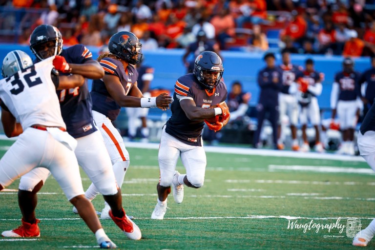 Pittsburgh Steelers sign Virginia State running back to free-agent contract