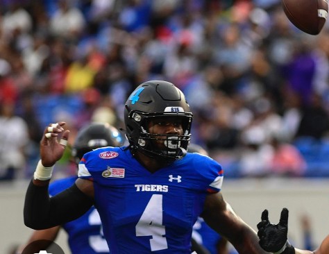 All-OVC linebacker leaves Tennessee State football team