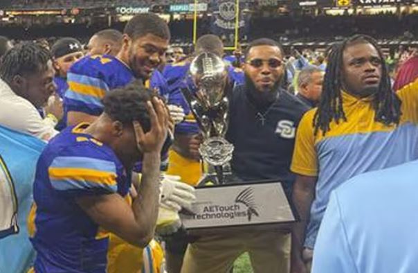Late fourth-quarter goal line stand gives Southern Bayou Classic victory