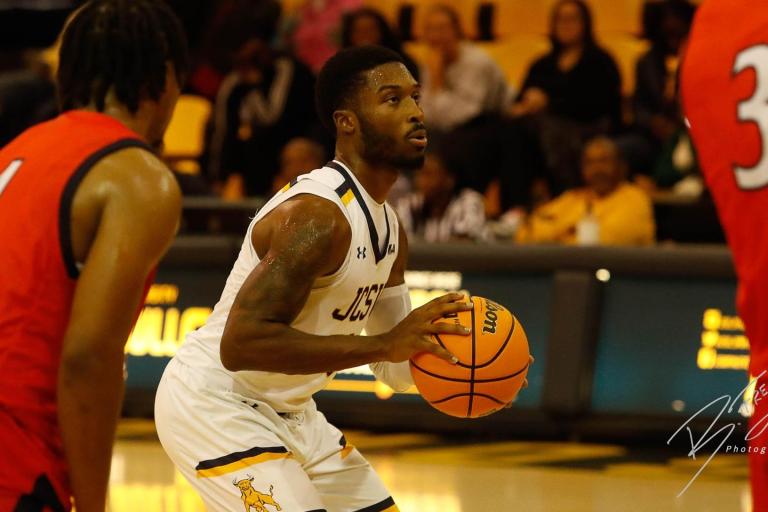 Johnson C. Smith names veteran coach to fill role left by Golden Bulls legend