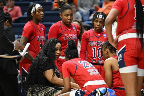 Geno Auriemma says Jackson State, HBCUs deserve higher seeding