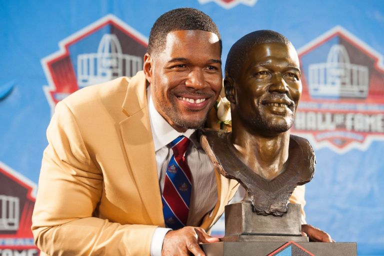Michael Strahan, Rod Broadway represent HBCUs on College Football Hall of Fame ballot