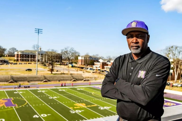 Division II HBCU playoff team hires ex-NFL player as next head coach