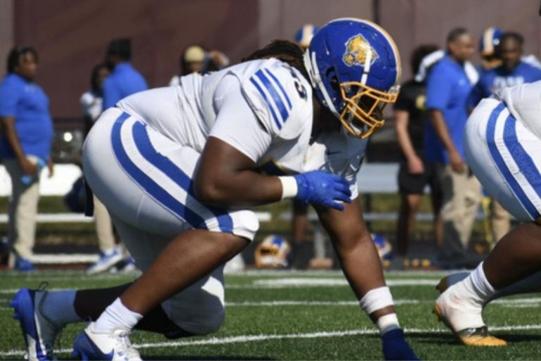 Division II HBCU defensive lineman makes jump to Big Ten school