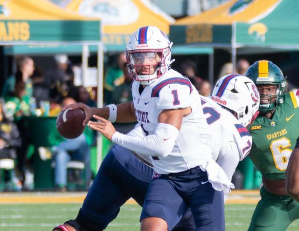 South Carolina State holds off furious Morgan State rally