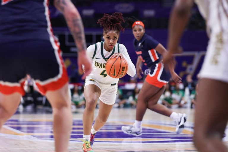 Defending champions and top 4 seed both advance in MEAC women’s basketball tournament